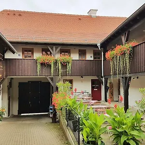 4* Gasthof Zum Egerländer Fachwerkhof